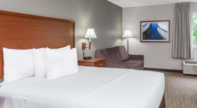 Days Inn Springfield South Екстер'єр фото