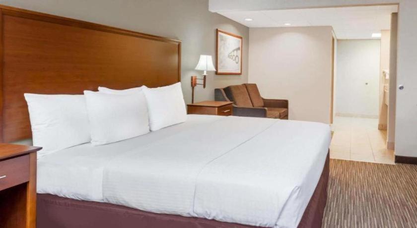 Days Inn Springfield South Екстер'єр фото
