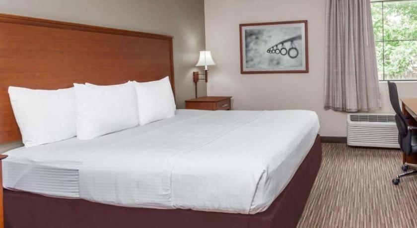 Days Inn Springfield South Екстер'єр фото