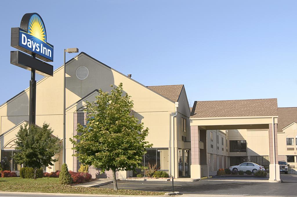 Days Inn Springfield South Екстер'єр фото